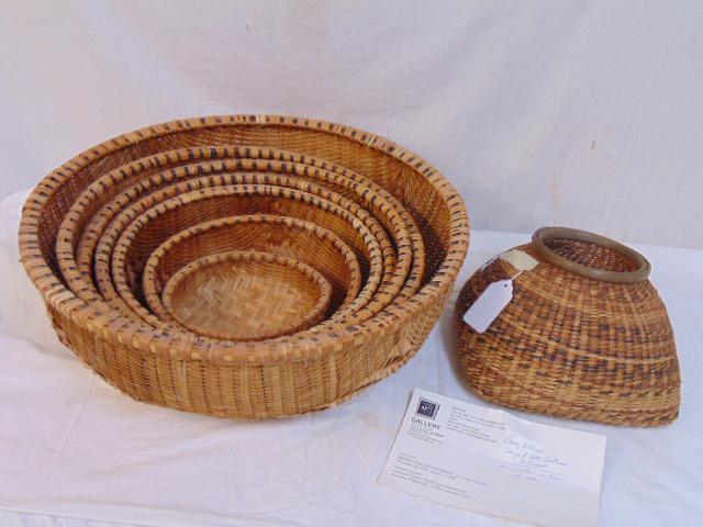 Lot baskets, Gerry Williams basket & 7 stackable: Lot baskets, Gerry Williams basket & 7 stackable Vietnamese baskets