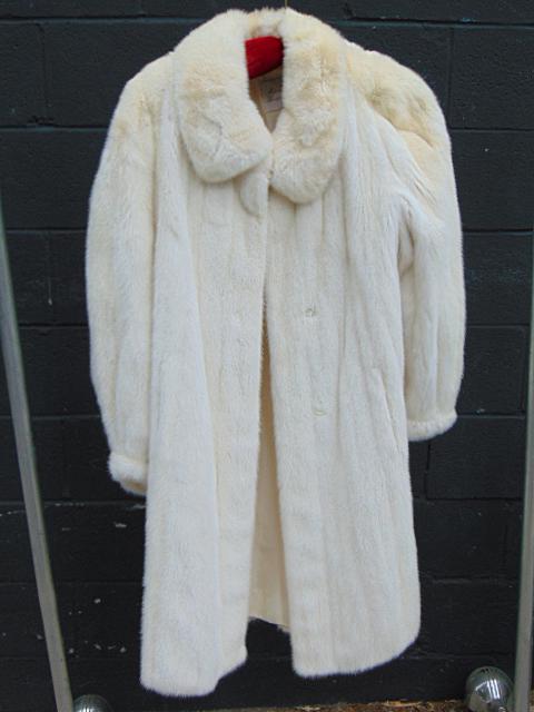 White Fur coat, Made in Canada (1 of 3)