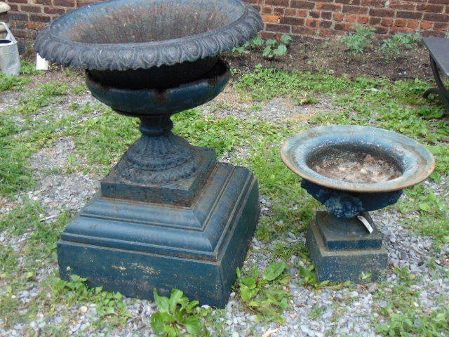 2 Antique cast iron garden planters, urns (1 of 9)