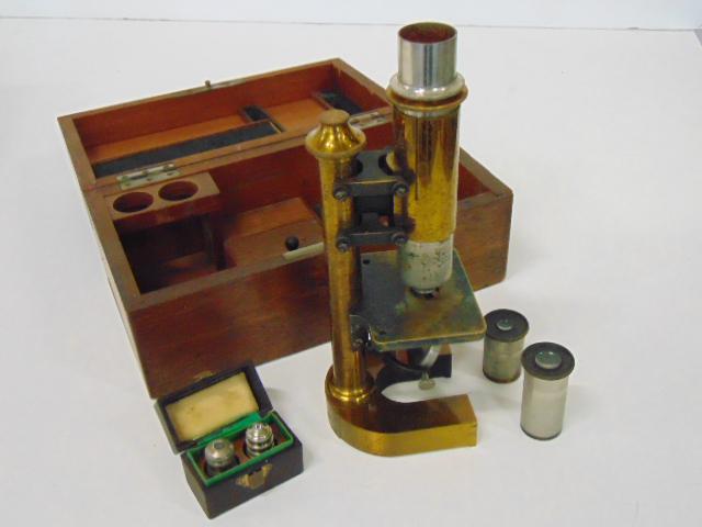 Microscope, Cased, C. Reichert Wein VIII. Bennogasse (1 of 5)