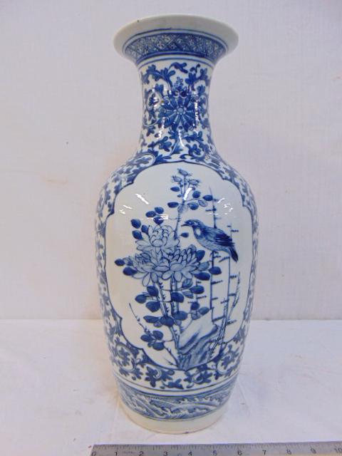 Chinese porcelain vase in blue & white, Delft style, (1 of 8)