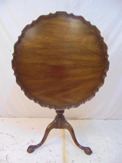 Tilt top table, pie crust top, table is 32" in diameter (1 of 4)