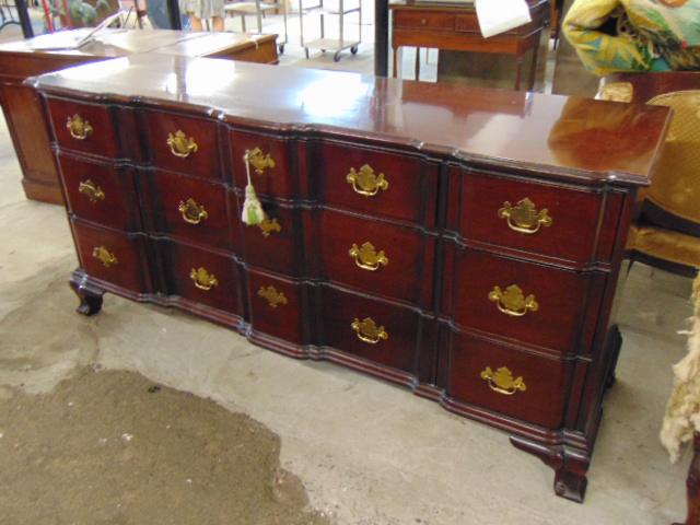 Mahogany block front double chest, 3 large center (1 of 5)