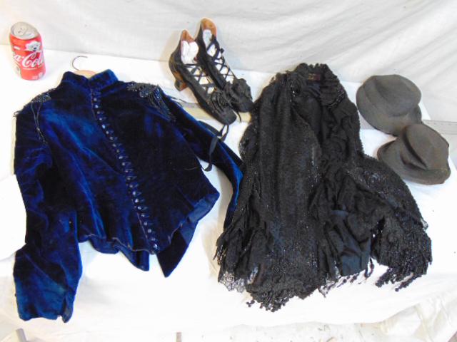 Vintage clothing lot, pair of satin shoes, two antique (1 of 9)