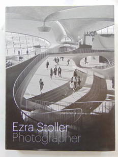 Book, Architect Ezra Stoller: "Ezra Stoller: Book, Architect Ezra Stoller: "Ezra Stoller Photographer" by Nina Rappaport and Erica Stoller (2012) CONDITION: Excellent