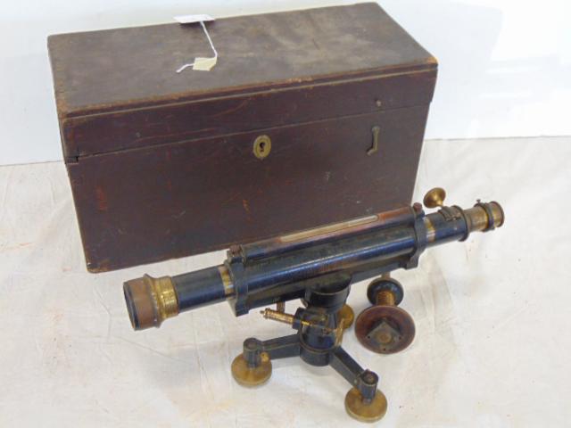 Surveyors Level, Georg Bubenschon Bahrenfeld b. (1 of 7)