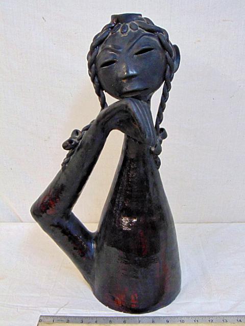 Art pottery figural vase, Cas Vietri, black art pottery (1 of 9)
