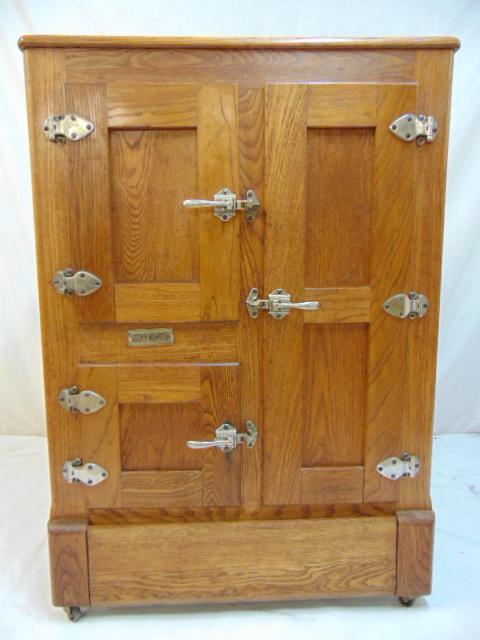Oak ice box, Hardiman-Woolworth, in oak, cabinet is 30" (1 of 6)