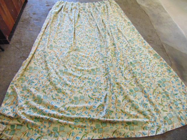 10 panels crewelwork drapes, curtains , dry cleaned, (1 of 7)