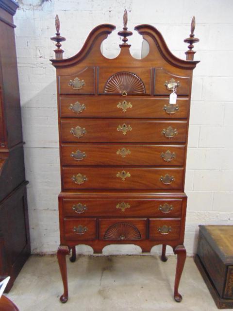 Mahogany highboy, Chippendale style, by Kindel, Grand (1 of 5)