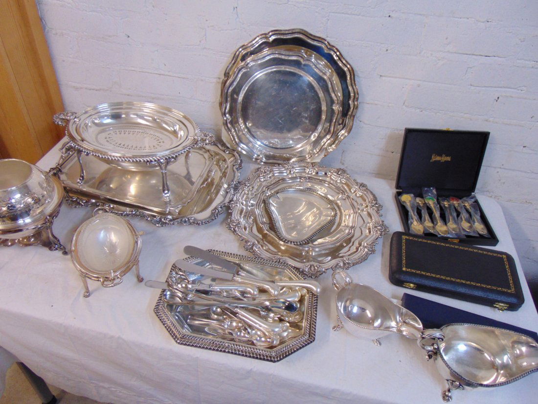 Large lot silver-plate, hollow ware, flatware (1 of 9)