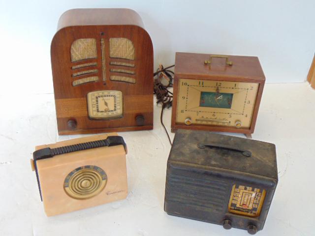 4 vintage radios, Philco 33-70, Emerson Radio & Phono (1 of 13)