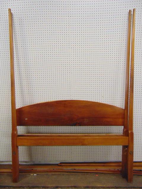 Pencil post tester bed, with rails, canopy, canopy (1 of 5)