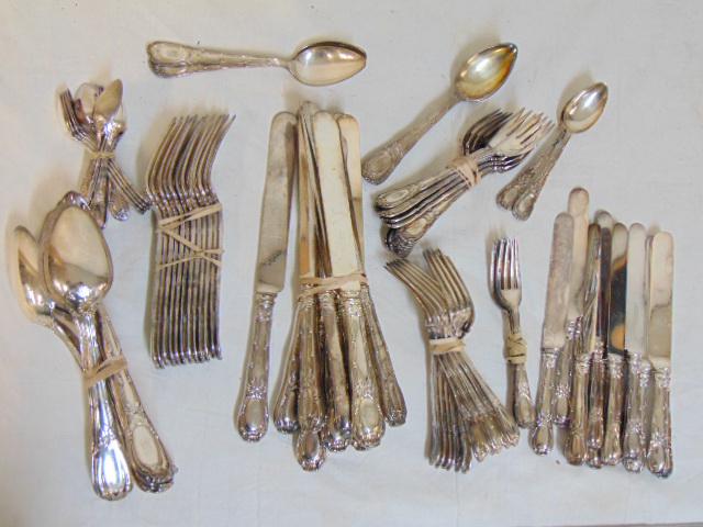 Set Tiffany & Co silver-plated flatware, service for 12 (1 of 6)