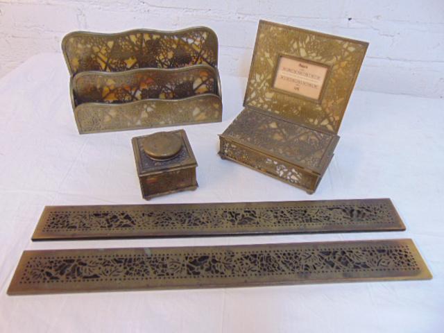Tiffany Studios Grapevine desk set, 6 pieces, blotter (1 of 8)