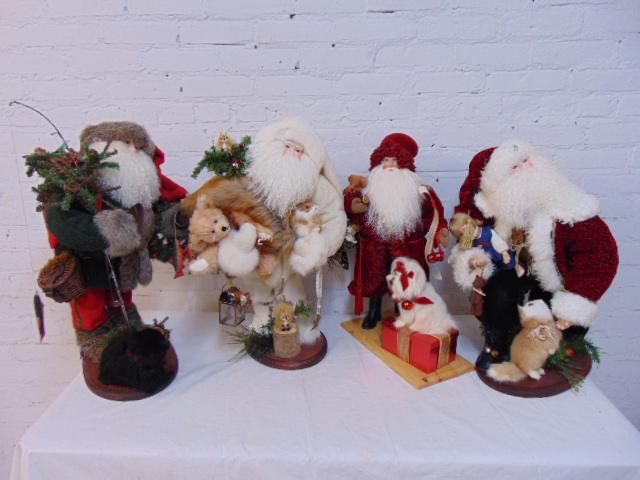 4 Christmas, Santa figures, Lynn Haney & Forever (1 of 18)