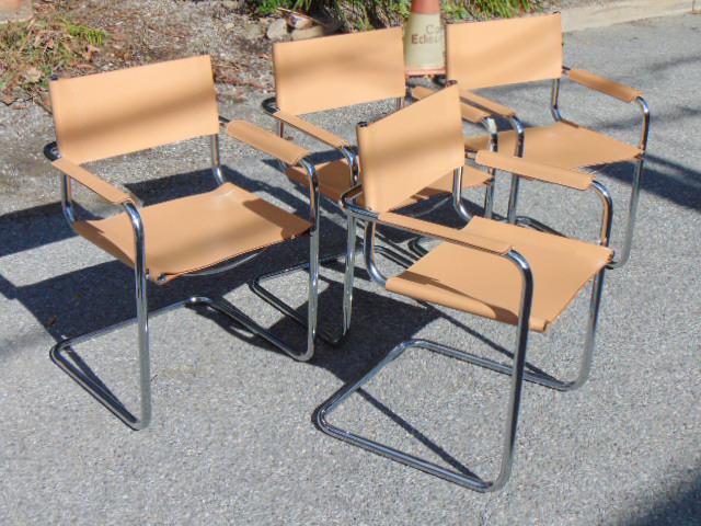 Set 4 leather & chrome chairs, MCM design, clean (1 of 6)