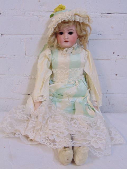 Bisque doll, Floradora, open mouth, Kidd & fabric body, (1 of 5)