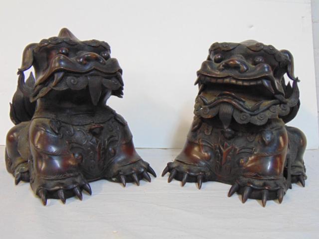 Pair Asian bronze foo dogs, dark patina, hollow (1 of 7)