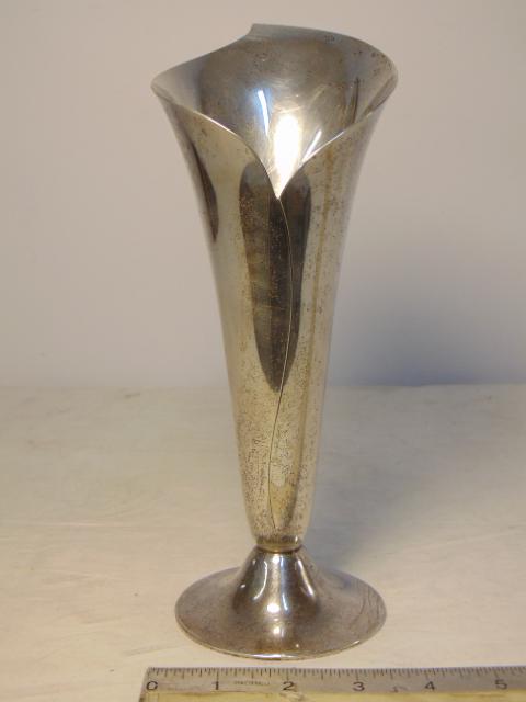 Tiffany & Co Makers sterling vase, Calla Lily, height (1 of 6)