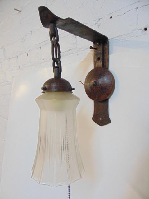Gustav Stickley rare wall sconce, arts & crafts copper (1 of 12)