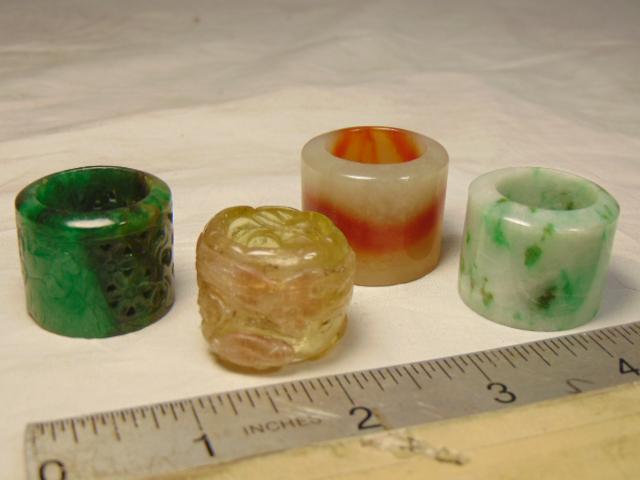 4 Chinese carved Jade archer rings, clear jade ring (1 of 18)