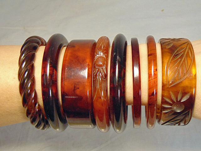 Bakelite Jewelry (8) vintage bracelets, carved twist, (1 of 10)