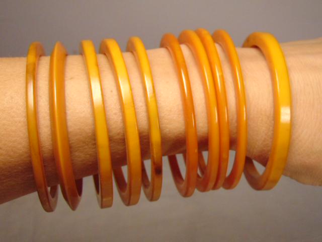 Bakelite Jewelry (10) vintage bracelets, tested (1 of 6)