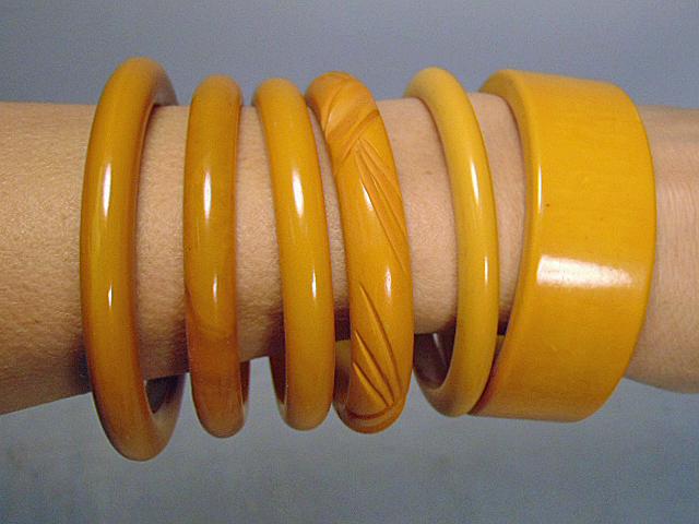 Bakelite Jewelry (6) vintage bracelets, butterscotch (1 of 6)