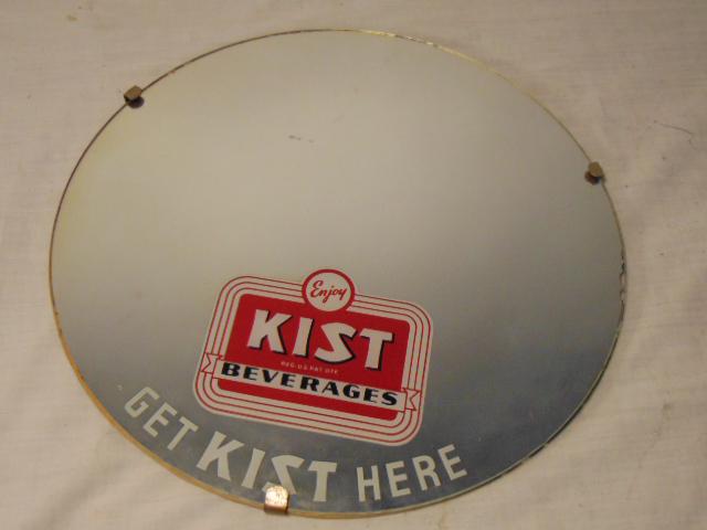 Glass advertising mirror "Kist Beverages", round (1 of 4)
