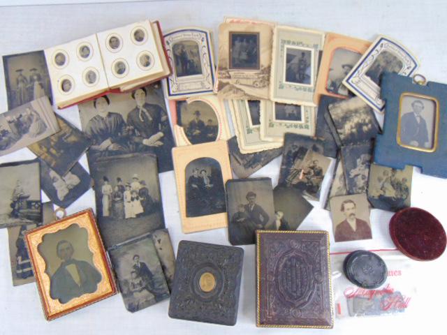 Lot tintype photographs, some hard case, various (1 of 7)