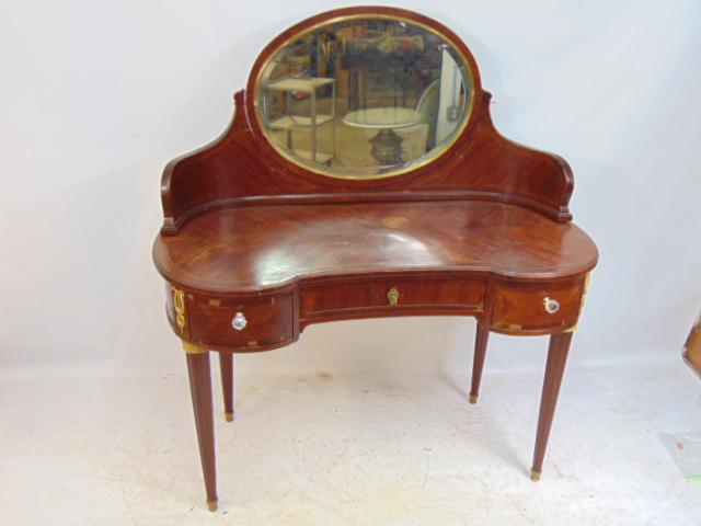 Rosewood vanity with oval mirror, on kidney shaped (1 of 5)