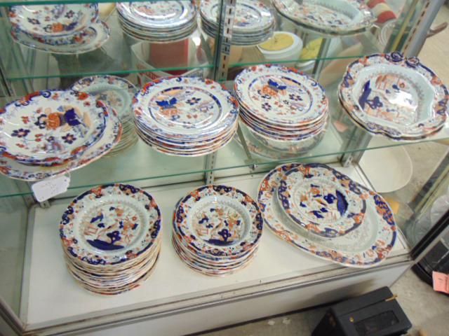 Large lot of Mason's & Amherst Japan dinnerware, similar patterns, includes 10 soup plates, 16: Large lot of Mason's & Amherst Japan dinnerware, similar patterns, includes 10 soup plates, 16 10.25" dinner plates, 4 platters, footed tray, 12 9" lunch plates