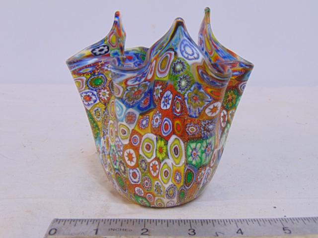 Murano art glass handkerchief vase, Millefiori pattern, vase is 4.5" tall, good condition (1 of 6)