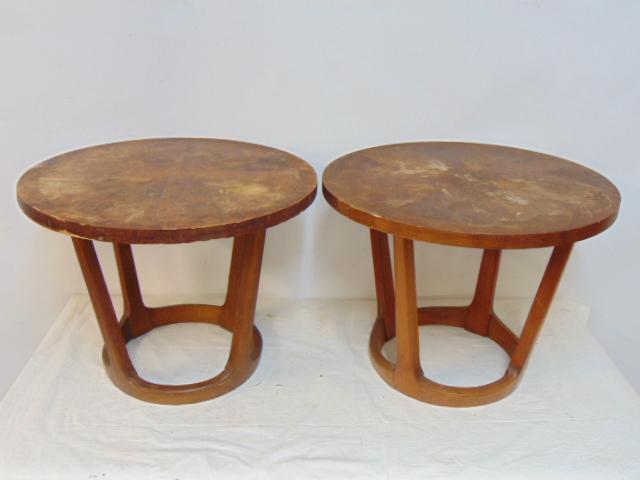 2 Mid Century side tables by lane, round, need refinishing, restoration, some veneer loss, tops are (1 of 5)