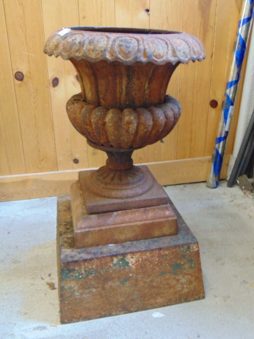 Victorian garden urn, has rust, sectional, as shown height is 26.5" (1 of 4)