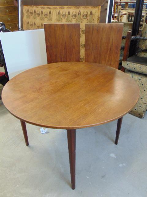 Teak MCM round dining table with two leaves, diameter is 45", with two 15" leaves, height is 29", (1 of 6)