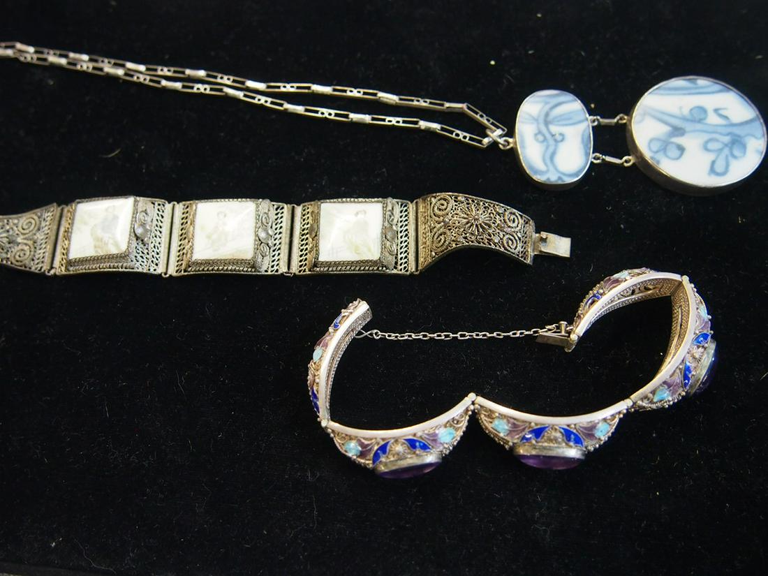 Chinese jewelry, 2 bracelets & necklace, necklace marked China with 3 carved bone portraits, silver: Chinese jewelry, 2 bracelets & necklace, necklace marked China with 3 carved bone portraits, silver bracelet with cloisonne decoration & 3 amethyst stones & silver necklace with double blue & white po