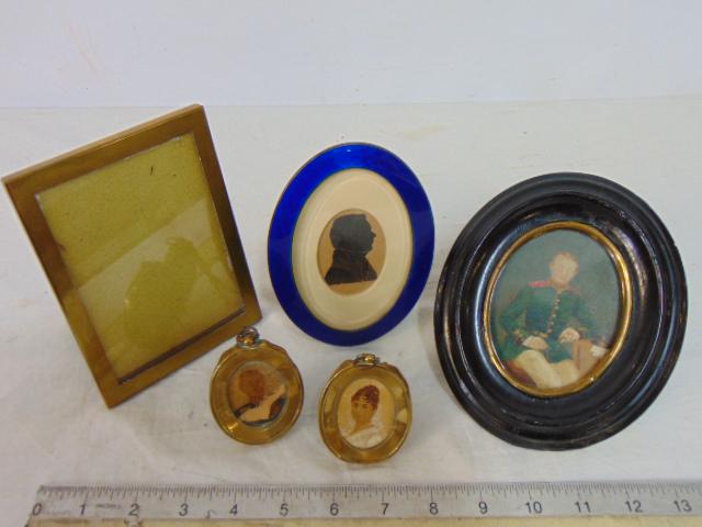 5 small frames, portraits, silhouette, black oval framed picture of an officer, brass frame, pair (1 of 4)