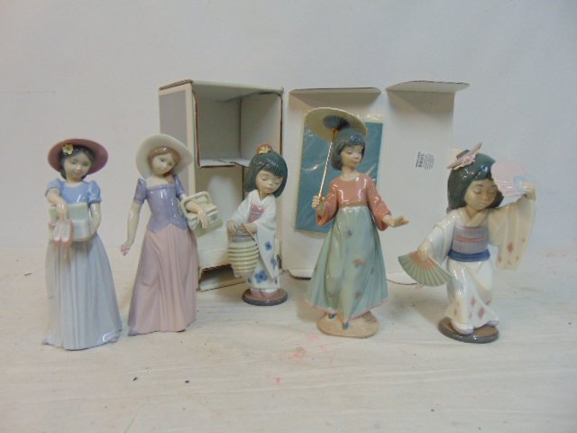 Lot of Lladro figures, Asian girls with fan, parasol (three, one in box) &2 girls in dress with flow (1 of 11)