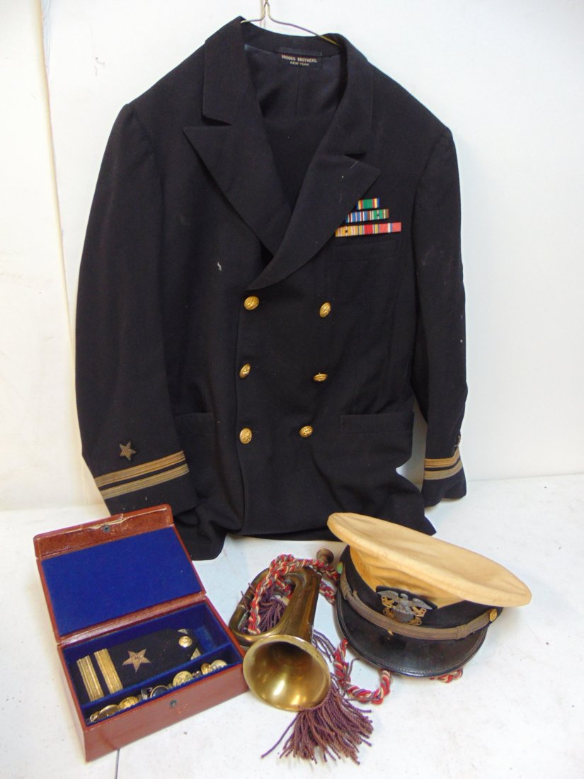 Navy jacket, stripes & Wurlitzer bugle, Lieut. R. Willstatter, USS LST #133, Brooks Brothers Jacket (1 of 9)