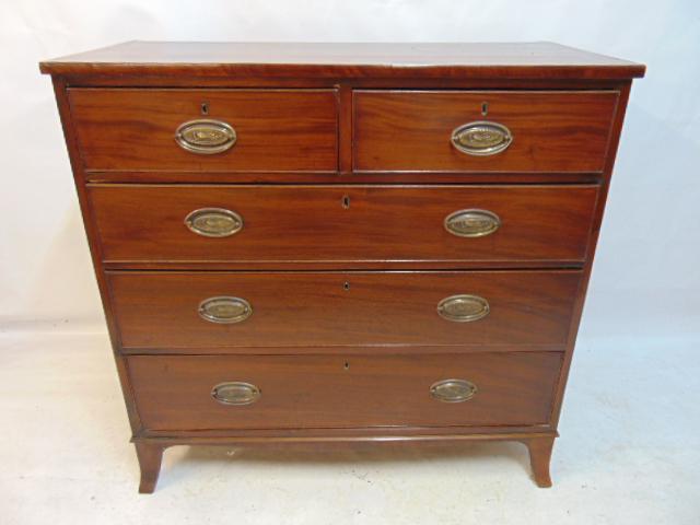 Mahogany chest of drawers, 2 over 3 Hepplewhite style chest is 39.5" by 19.25", height is 39": Mahogany chest of drawers, 2 over 3 Hepplewhite style chest is 39.5" by 19.25", height is 39"