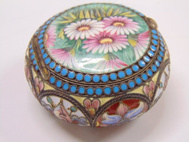 Russian enameled silver box with floral decoration, pill or pastille box, 1896-1908: Russian enameled silver box with floral decoration, pill or pastille box, 1896-1908, excellent quality, hallmarked, 2 3/8" in diameter