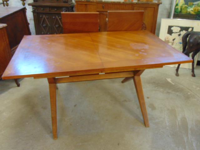 Henredon Heritage dining table, with two leaves, X base, has small veneer chip on side, table is 62": Henredon Heritage dining table, with two leaves, X base, has small veneer chip on side, table is 62" by 40", each leaf is 18"