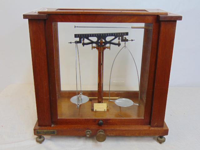 Scientific balance scale in case, Voland & Sons, case is marked Palo Meyers, New York, one arm: Scientific balance scale in case, Voland & Sons, case is marked Palo Meyers, New York, one arm attachment missing, needle bent, as is.