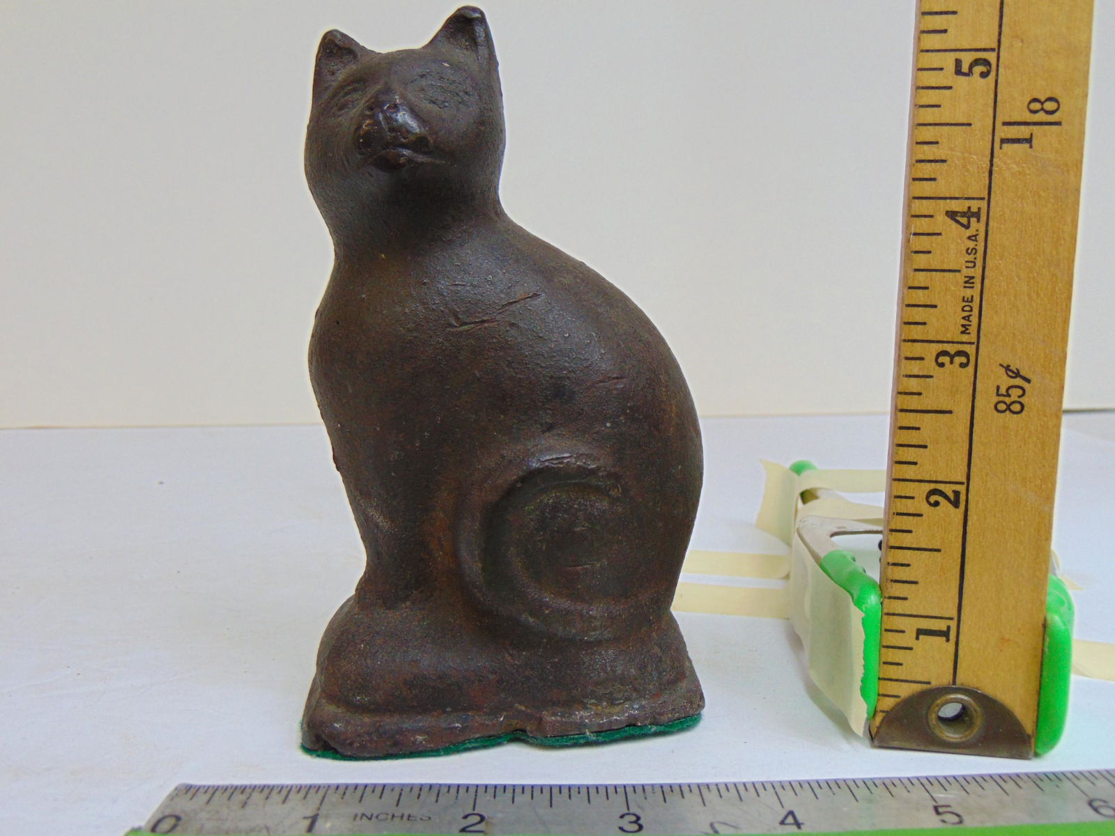 Small solid iron Cat doorstop, no name, height is 5.5" (1 of 4)