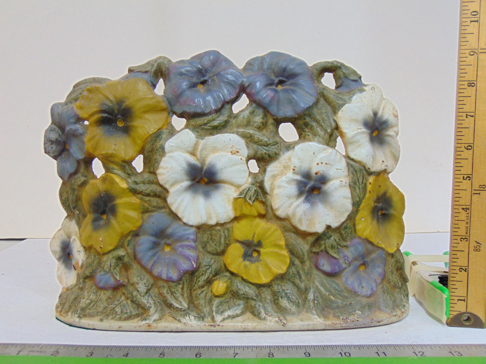 Large cast iron floral doorstop, various pansies, width is 13.25", height is 9.5" (1 of 4)