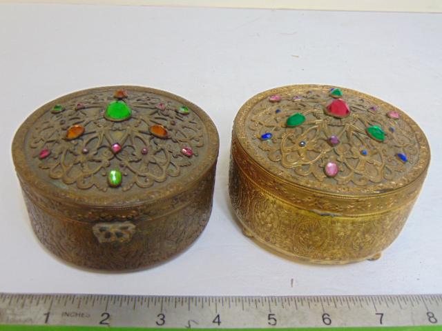 2 round jeweled trinket boxes by E&J.B. Empire Art gold, decorated with various multicolored glass (1 of 8)