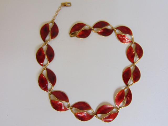 Jewelry. Vintage David Andersen red Guilloche enamel double leaf necklace, hallmark W for Willy: Jewelry. Vintage David Andersen red Guilloche enamel double leaf necklace, hallmark W for Willy Winnaess, total length 16" good condition
