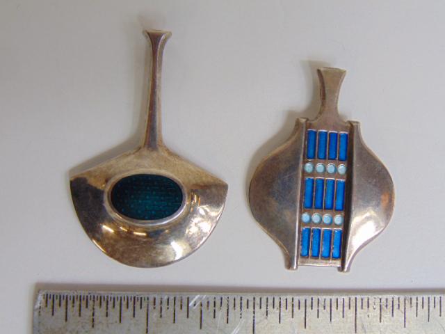 Jewelry. (2) David Andersen enamel sterling pendants, modern two tone blue pendant & green pendant, (1 of 6)